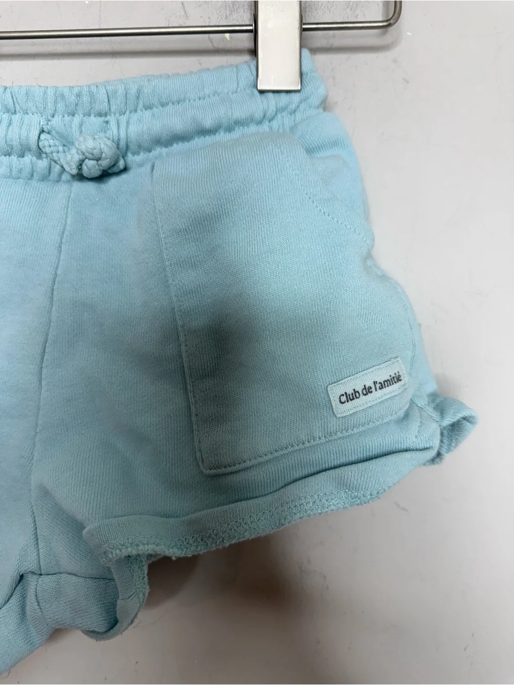 Zara follow us